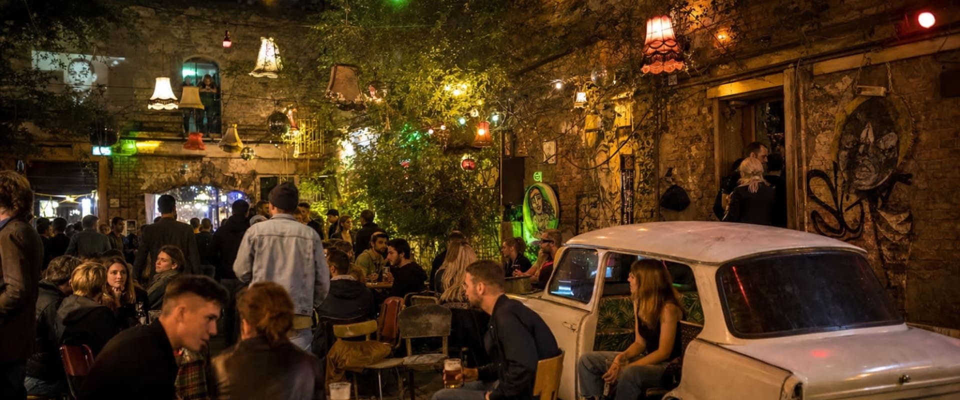 Ruin bars de Budapest : le guide pour un EVG