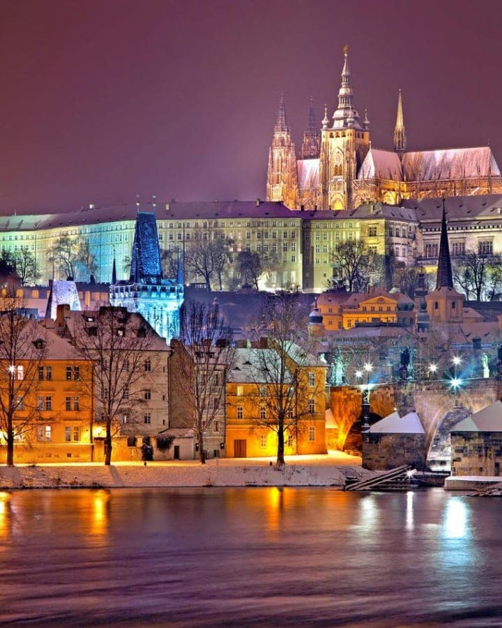 Vue de Prague, destination EVG