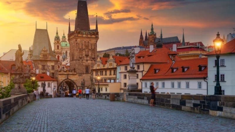 EVG à Prague : Le Guide de Survie pour un Week-end de Légende