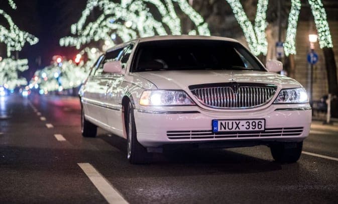City Tour Limo Lincoln